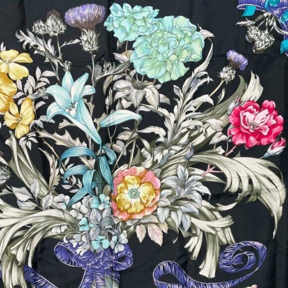 Hermes Silk Scarf Carré 90 Regina Her Majesty The Queen Black W/Box Rare - Picture 15 of 16